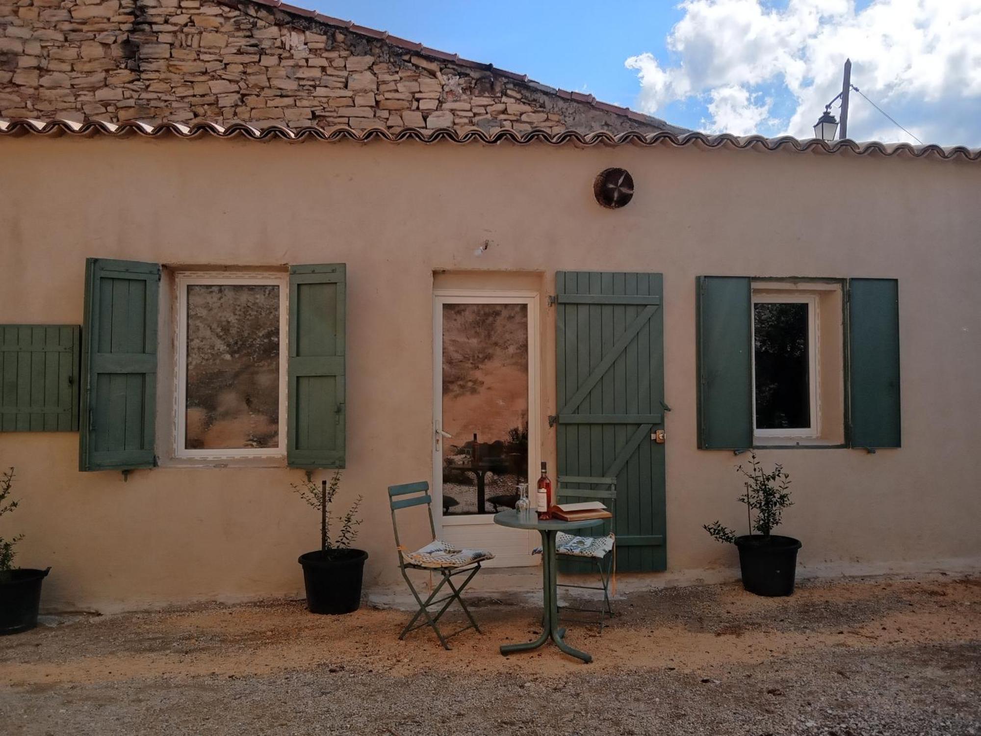 Les Gites Du Mont Ventoux ベドアン エクステリア 写真